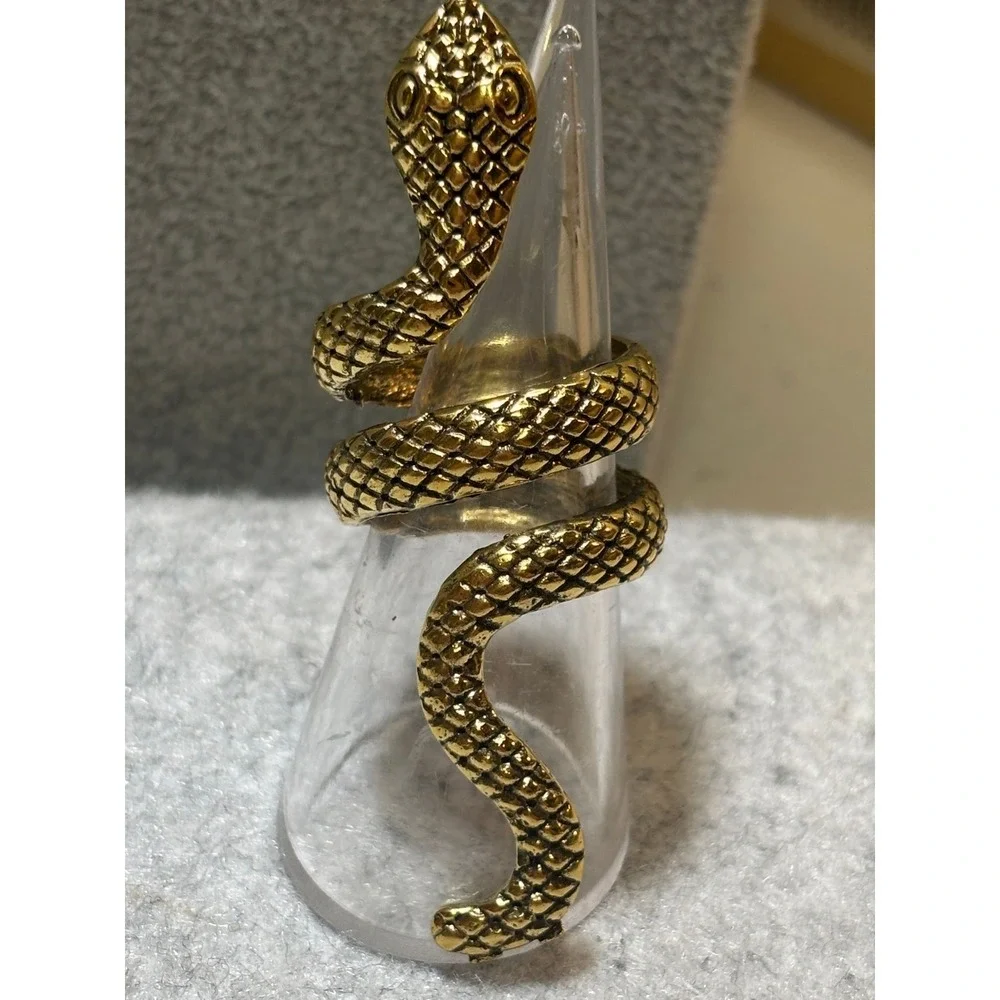 #54. Textured Gold-tone Snake Ring XL